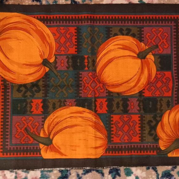 New Woven Pumpkin Rug - Picture 1 of 1